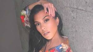 All Of Kourtney Kardashian S Best Hair Moments Cafemom Com Kourtney kardashian news, gossip, photos of kourtney kardashian, biography, kourtney kardashian kourtney kardashian is a member of the following lists: