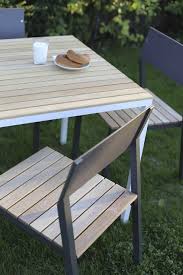 S'utilise comme table ou tabouret pour compléter la section 1 place de la même série.en accolant. Ensemble Repas Cora Table Carree Et 4 Chaises Metal Aluminium De Couleur Et Bois Massif Seanroyale