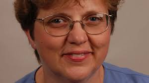 Niles woman, 90, still swims 75-100 miles each year