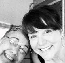 Donna Mancinelli's Instagram, Twitter & Facebook