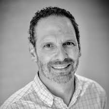 Grayson West's Instagram, Twitter & Facebook