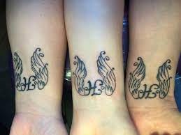 Sisters Tattoos Memorial For Sister Passed Away Honor Family Name Tattoos Sister Tattoos Print Tattoos
