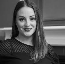 Edith Schell's Instagram, Twitter & Facebook