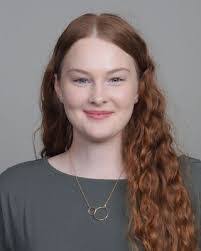 Emma Bess's Instagram, Twitter & Facebook