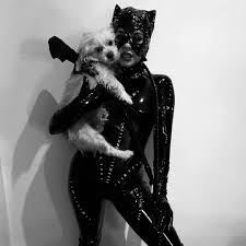 Trick or treating and halloween parties may be off the cards this year (damn pandemic), but i'm predicting a rise in zoom halloween. The Best Celebrity Halloween Costumes Of 2020