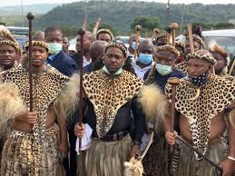 Sovereign misuzulu zulu is the oldest enduring child of the late lord goodwill zwelithini kabhekuzulu and the late sovereign official allow us to study prince misuzulu zulu and investigate his life. Fea5xndpikeucm