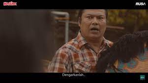 Dengarkanlah disini aku menunggu kata putus darimu walaupun aku tahu kau telah pergi jauh. Lirik Lagu Floor 88 Yang Benar Terlalu Panjang Kisah Yang Kita Karang
