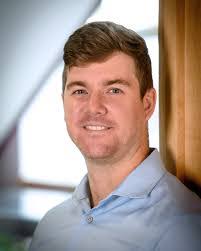 Travis Schnell's Instagram, Twitter & Facebook