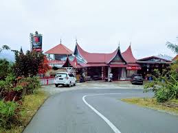 Isu yang cuba dibangkitkan ialah stigma masyarakat yang menganggap keputusan membeli kereta terpakai sebagai tidak berbaloi. Visual Diary