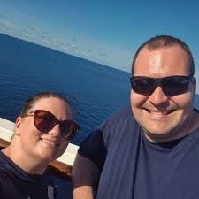 Hi, I'm looking for a reliable, insured pet sitter for a couple of weekends  over the next few months! I would usually leave my 2 cats