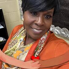 Table with 4 chairs for sale $450