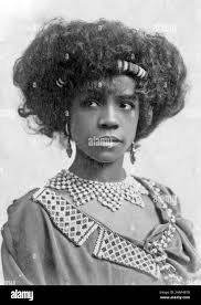 Vaudeville artist hi-res stock photography and images