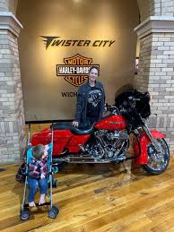 Welcome to the Family! 🏍️❤️ We are celebrating our amazing customers who  just rolled out with their new bikes from Cannonball Harley-Davidson! Every  purchase is a step into the world of freedom