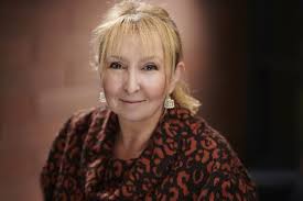 Symbiotic Autoethnography: Moving Beyond the Boundaries of Qualitative  Methodologies: Liana Beattie: Bloomsbury Academic