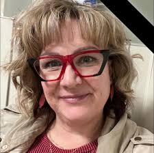 IN EXACTLY 51 WEEKS IT'S CHRISTMAS EVE ⛄️🎄 ANNOY YOUR FRIENDS 😂😂😂 You  can Join Our Exclusive Christmas Group for The Best Christmas Ideas,  Decorations, Recipe's & More Posts Like This. JOIN