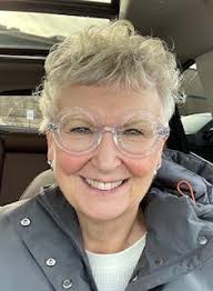 Brenda Mottram's Instagram, Twitter & Facebook