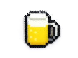 ビールブローチ アイロンビーズ ハマビーズ プラスチックキャンバスのパターン