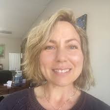 Donna Suter's Instagram, Twitter & Facebook