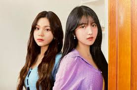 Don't buy greeting cards before reading these reviews. Gfriend United Gfriend 2021 Season S Greetings An Ordinary Day