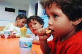 Centro infantil busca padrinos