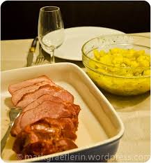 Herbstzeit Schaufele Mit Kartoffelsalat Zeit Oder Uben Fur Heiligabend Schaufele Rezept Schaufele Essen Fur Die Seele