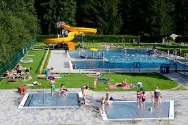 La Piscine En Plein Air Du Centre De Loisirs Troisvierges Fermee Piscines