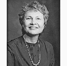 Mary Mcphaul's Instagram, Twitter & Facebook