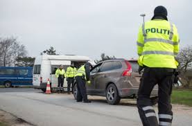 Nach zehn jahren führt dänemark wieder permanente kontrollen an der grenze mit deutschland ein. Passkontrollen Danemark Kontrolliert Grenze Zu Deutschland Politik Stuttgarter Nachrichten