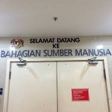 Persebaya surabaya segera mengakhiri perburuan pemain jelang kompetisi liga 1 2021. M O H Blok E7 Blok E7 Kompleks Pentadbiran Kerajaan Persekutuan