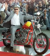Actor Dennis Hopper On His Famous Billy Bike From Easy Rider Easy Rider Motorcycle Classic Motorcycles