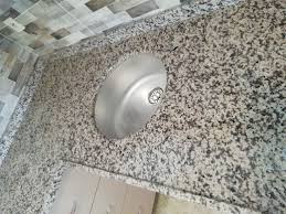 Çünkü tezgahlar sıcak tencere ve tavalara mutfak tezgahlarında çimstone, belenco, coante, granit, mermer, mermerit ve ahşap son yıllarda. Cream Pearla Mutfak Tezgahi Mutfak Tezgahi Granit Mutfak Tezgahi Mutfak