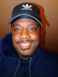 WHAT WOULD U RATE ME ON A SCALE OF 1-10