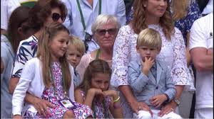 Roger federers sister diana gave birth to. Roger Federer S Kids Include 2 Sets Of Twins Heavy Com