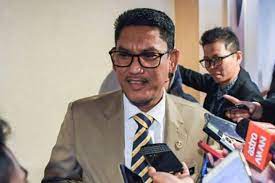 Umno perak dakwa exco mahu jatuhkan menteri besar perak. Anggota Dprd Negeri Perak Diduga Perkosa Prt Indonesia Antara News