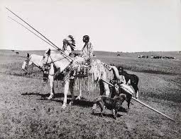 Early Travel By Canada S Aboriginal People Native American Life Native American Pictures Native American Peoples