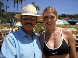 Gabrielle allyse reece (born january 6, 1970) is an american professional volleyball player, sports announcer, fashion model and actress. Burt Reynolds Gabrielle Reece And Angie Everhart To Star In Beach Volleyball Movie Cloud Nine