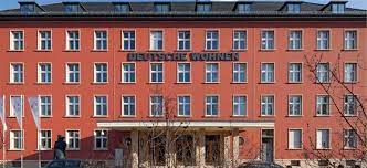 Milliardendeal Deutsche Wohnen Aktie Schiesst Zweistellig Hoch Vonovia Aktie Verliert Vonovia Kauft Deutsche Wohnen Nachricht Finanzen Net