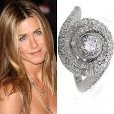 Jennifer Aniston S Ultra Unique Engagement Ring From Brad Pitt Was Co Designed Celebrity Engagement Rings Celebrity Wedding Rings Jennifer Aniston Wedding Ring