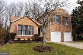 Bowie Real Estate Bowie Maryland Homes For Sale Www Reshawnaleaven Com Real Estate House Styles First Time Home Buyers