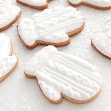 Cable Knit Mitten Cookies Recipe Mitten Cookies Christmas Sugar Cookies Christmas Cookies Decorated