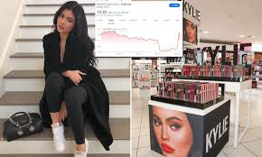Get the best deals on kendall jenner makeup and save up to 70% off at poshmark now! Kylie Jenner Sells 600million Majority Stake In Cosmetics Brand Daily Mail Online