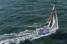 Hier, aujourd'hui et demain — (titre original : L Industrie C Est Fou Que Vient Faire Du Carton Sur Un Voilier Du Vendee Globe