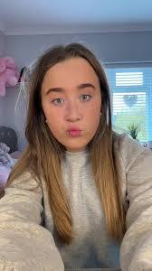 Gracie May's Instagram, Twitter & Facebook