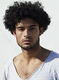 20 Mannlichen Frisuren Fur Lockiges Haar Curly Hair Men Curly Hair Styles Haircuts For Curly Hair