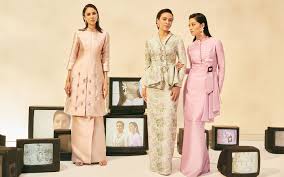 Afiqm's raya 2018 collection rekindles the magic of the kebaya. Our Go To Malaysian Designers For An Ayu Raya In 2018 Tatler Malaysia