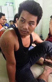 Bảo vệ tổ chức sòng bạc trong công ty “hút máu” công nhân