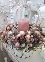 I really want a peaceful christmas time, so scandinavian decor it's what i'm going for. Wreaths Christmas Weihnachten Karacsonyi Koszoru Gyertya Gombok A Rose Gold Christmas Decorations Christmas Candle Decorations Pink Christmas Decorations