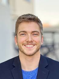 Kody Whitt's Instagram, Twitter & Facebook