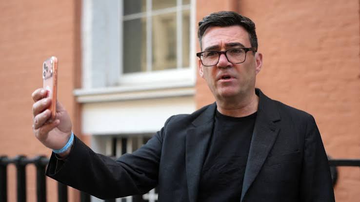 Andy Burnham: I'm not embarrassed over White House phone hoax