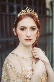 Woodland Queen Gold Bridal Crown Wedding Headpiece Leaves Flowers and  Pearls, Wedding Hair, Metal Wedding Hair Accessory, Gold Bridal Tiara